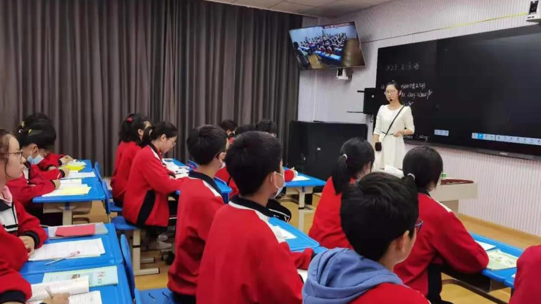 【學(xué)習(xí)強(qiáng)國】四川閬中：聚焦應(yīng)用實效，扎實推進(jìn)教育信息化2.0