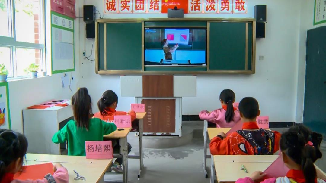 湖北竹山專遞課堂，助推城鄉(xiāng)教育均衡發(fā)展